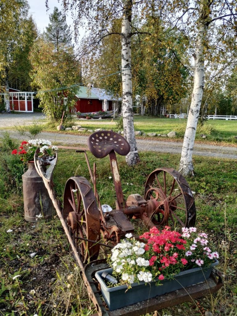 Ruska Laukka tallin pihapiiristä kesä- ja talvikuvia Ruka-Kuusamossa 